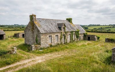 Vente ancienne ecole a renover : opportunité à Merléac